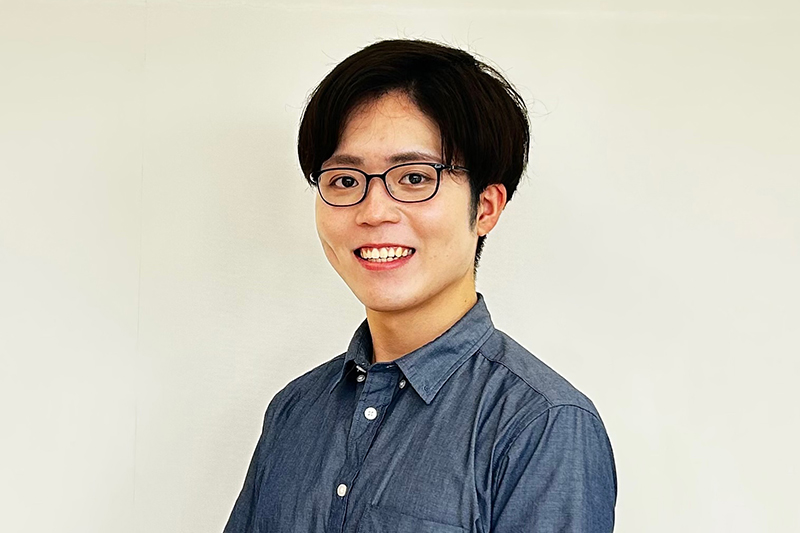 プロフィール